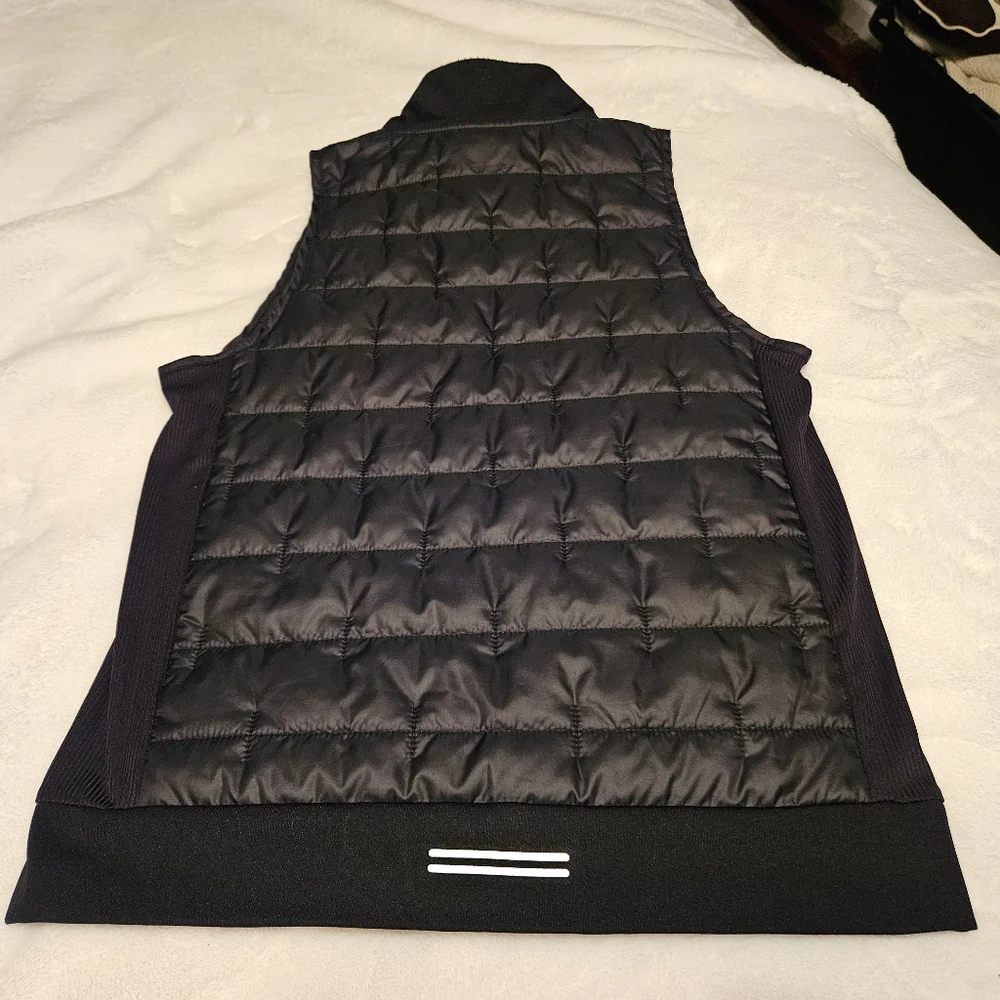 Nike Therma Fit Running Vest NWT - Picture 6 of 10